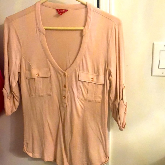 SALE!!! NWOT GUESS TOP 🔥🔥🔥🔥 - Picture 1 of 4
